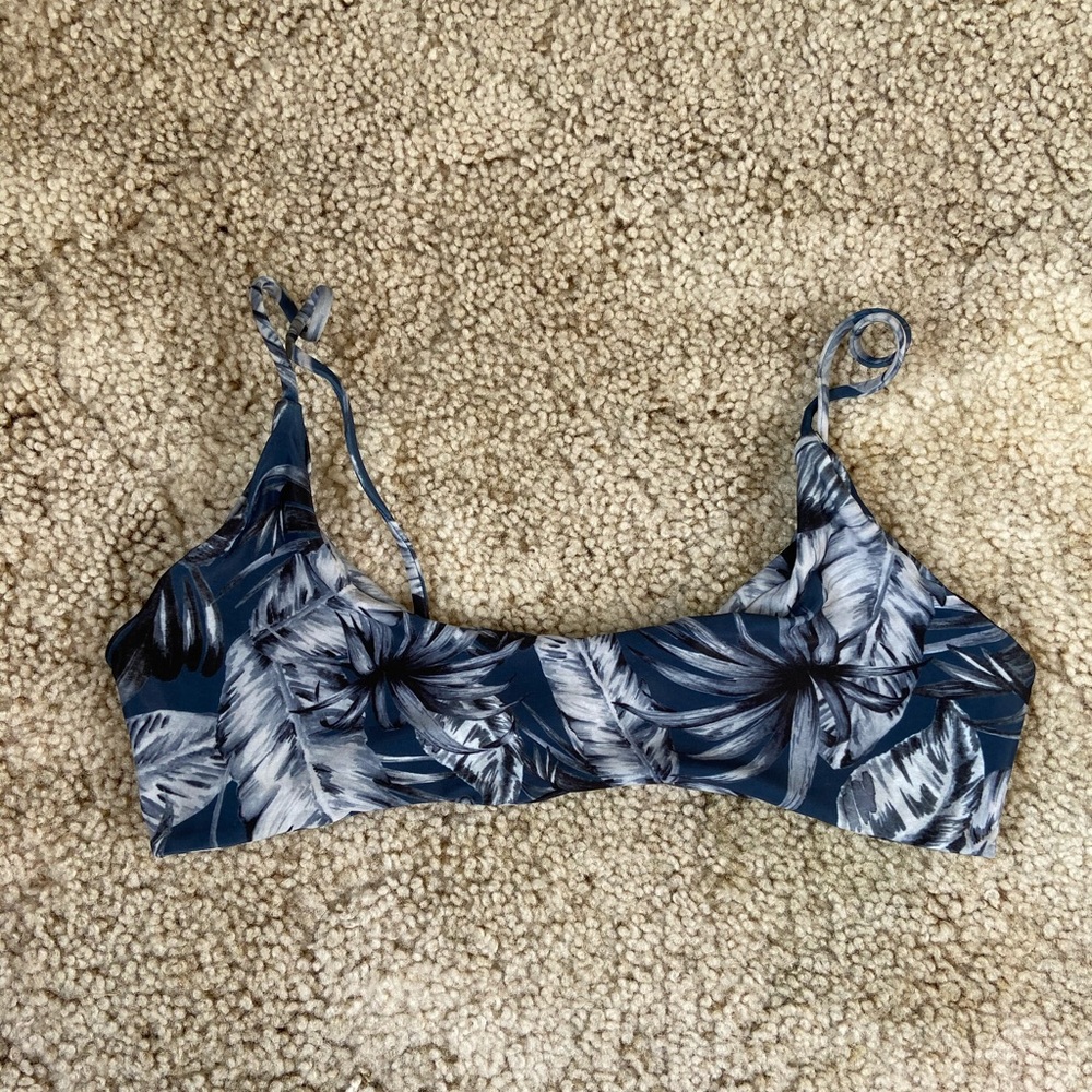 Mikoh Bikini Top